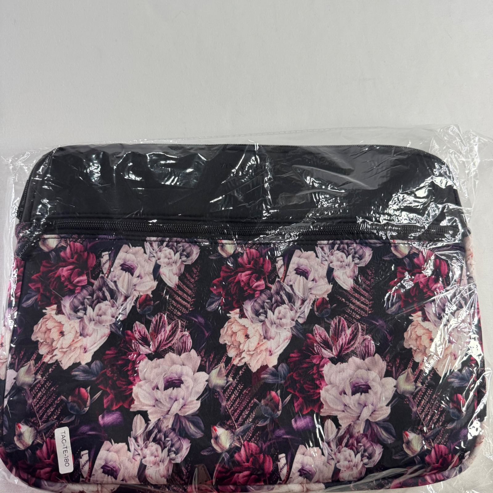 Vince Camuto Floral Laptop Sleeve Padded Case For 13-15 Inch Laptops Nwt